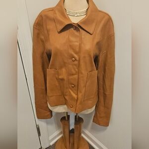 BAGATELLE NWOT TAN FAUX LEATHER CROP JACKET